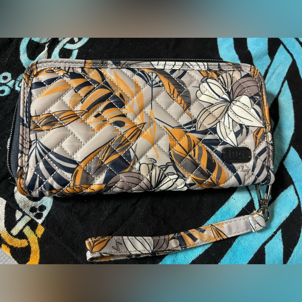 Lug Handspring Wallet Lily Grey